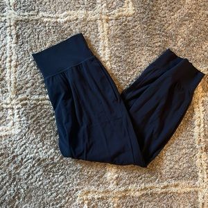 Athleta blue salutation jogger size large in excellent condition see pics